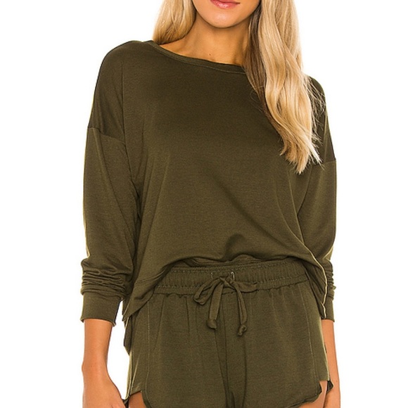 NEW Onzie olive high low sweatshirt S/M - Picture 2 of 9